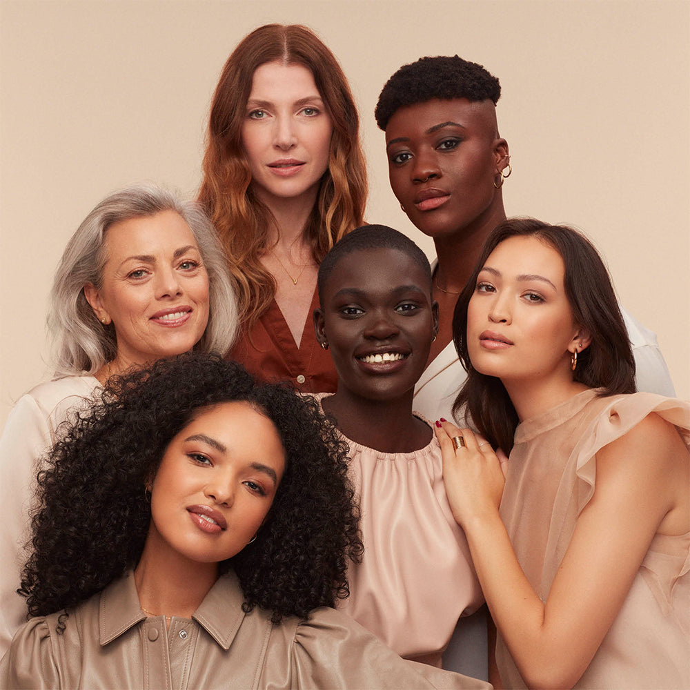 Revlon ColorStay Longwear Makeup for Combination/Oily Skin, 24-hour foundation, oil-absorbing longwear foundation, smooth matte finish, SPF 15 broad spectrum, high-performance pigment, vitamin E antioxidant | Fondatinë Revlon ColorStay për lëkurë të kombinuar/të yndyrshme, fondatinë qëndron 24 orë, thith vajin dhe ofron përfundim të lëmuar dhe mat, SPF 15, pigment me performancë të lartë, Vitaminë E antioksiduese