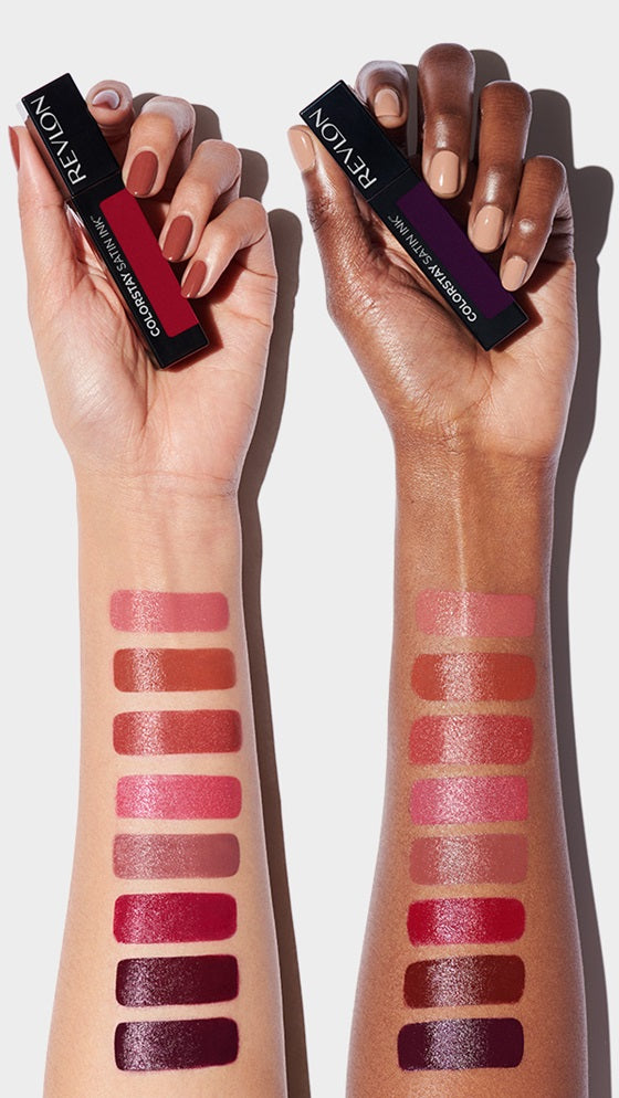 ColorStay Satin Ink™ Crown Jewels Liquid Lipstick – 8 nuanca të pasura të frymëzuara nga gurët e çmuar, përfundim kremi dhe perle, qëndrueshmëri 16 orë, vitamina E dhe vaj nga farat e rrushit të zi, buzë të hidratuara, fleksibël dhe rezistente ndaj ujit, anti-shkrirje / 8 rich shades inspired by precious gems, creamy and pearlescent finish, 16-hour long-lasting liquid lipstick with Vitamin E and black currant seed oils, hydrated lips, flexible formula, water-resistant, prevents cracking
