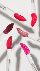 ColorStay Limitless Matte™ Liquid Lipstick – 16 nuanca mat vibrante, qëndrueshmëri 24 orë, 100% vegane, formulë e lehtë me Acid Hyaluronic dhe ekstrakt boronicash të kuqe, për buzë të hidratuara dhe të ndjeshme, fleksibile dhe të rehatshme, lëng i pasur me ngjyrë të plotë / 16 vibrant matte shades, 24-hour long-lasting, 100% vegan, lightweight formula with Triple Hyaluronic Acid and red berry extract, hydrated and sensitive lips, flexible and comfortable, richly pigmented liquid lipstick
